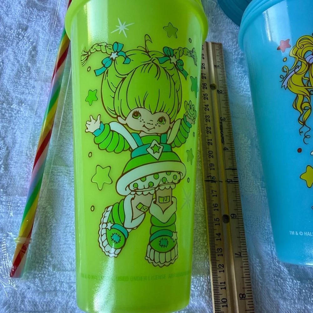Colorful Character Party Cups Set - Green and Blue